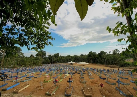 Manaus fez 34 sepultamentos nesta quinta-feira