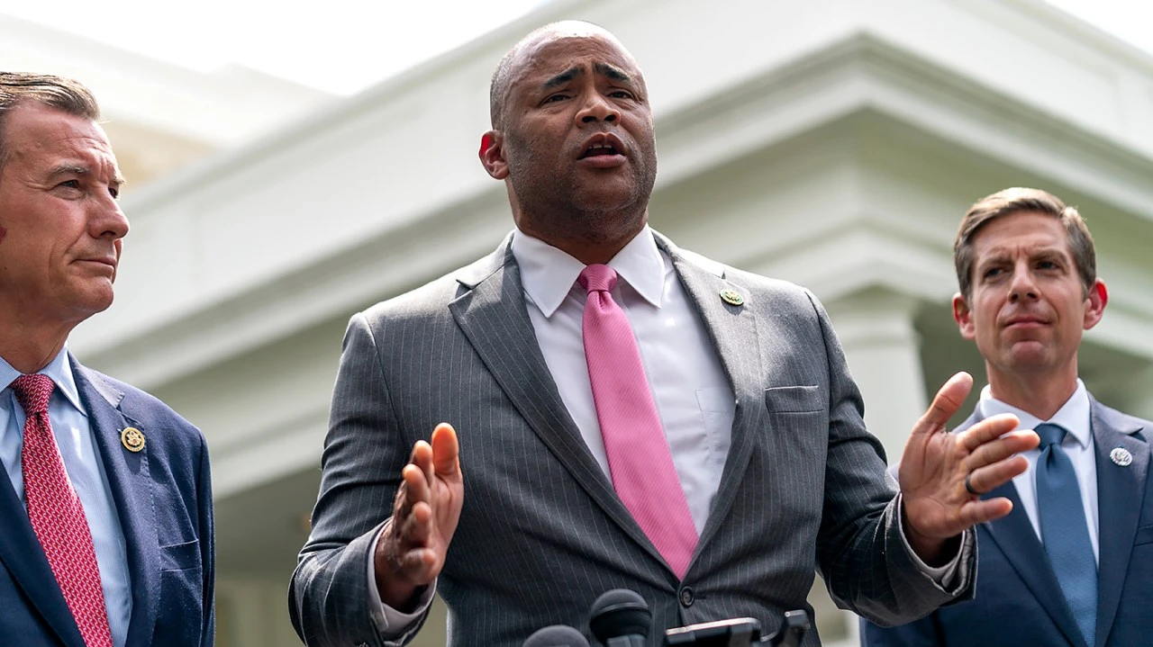 House Dem will introduce resolution demanding Epstein files' release: 'Put up or Shut up!'
