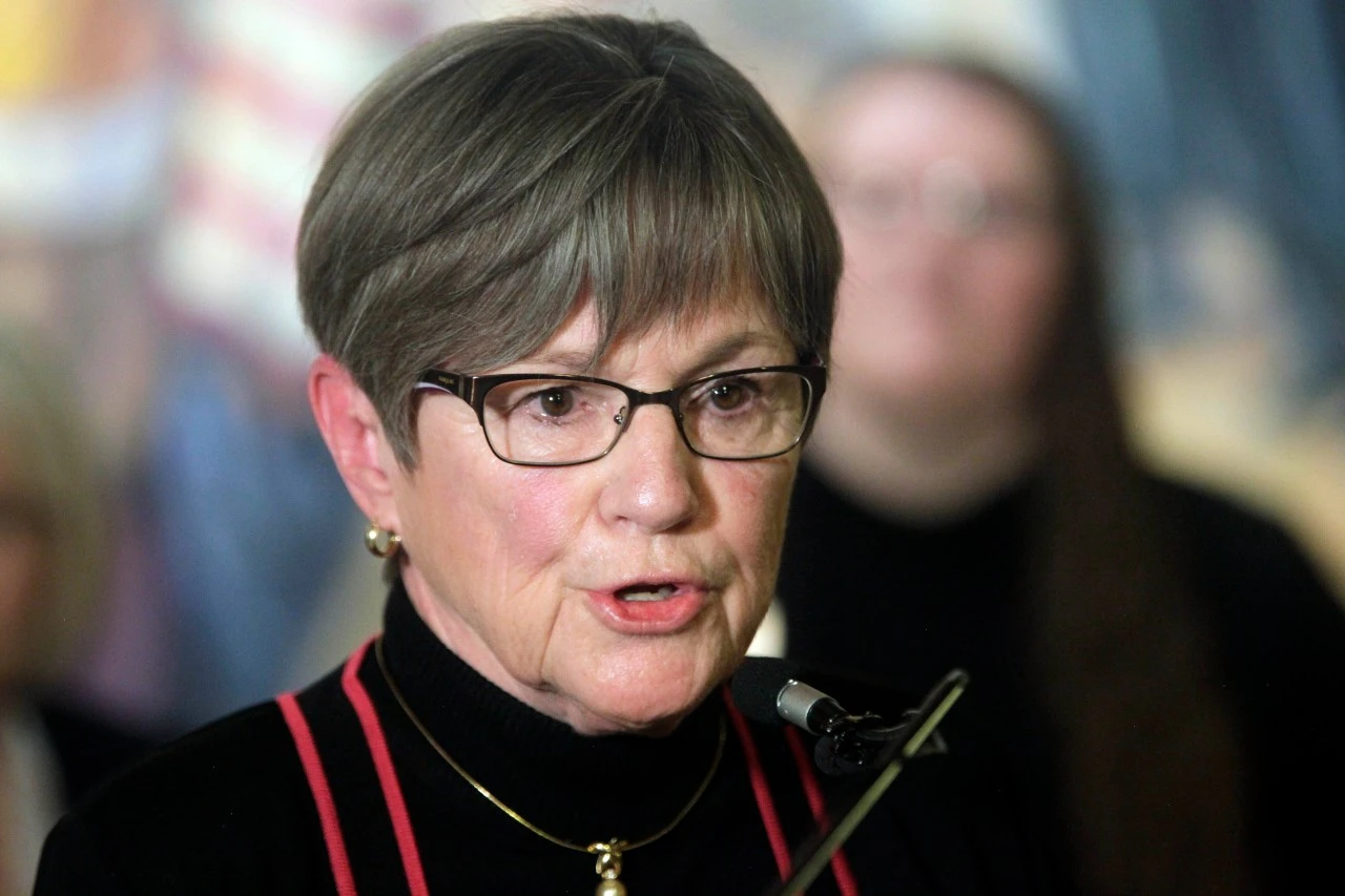 Democratic Govs. Tim Walz, Laura Kelly plan split from NGA over Trump response: report