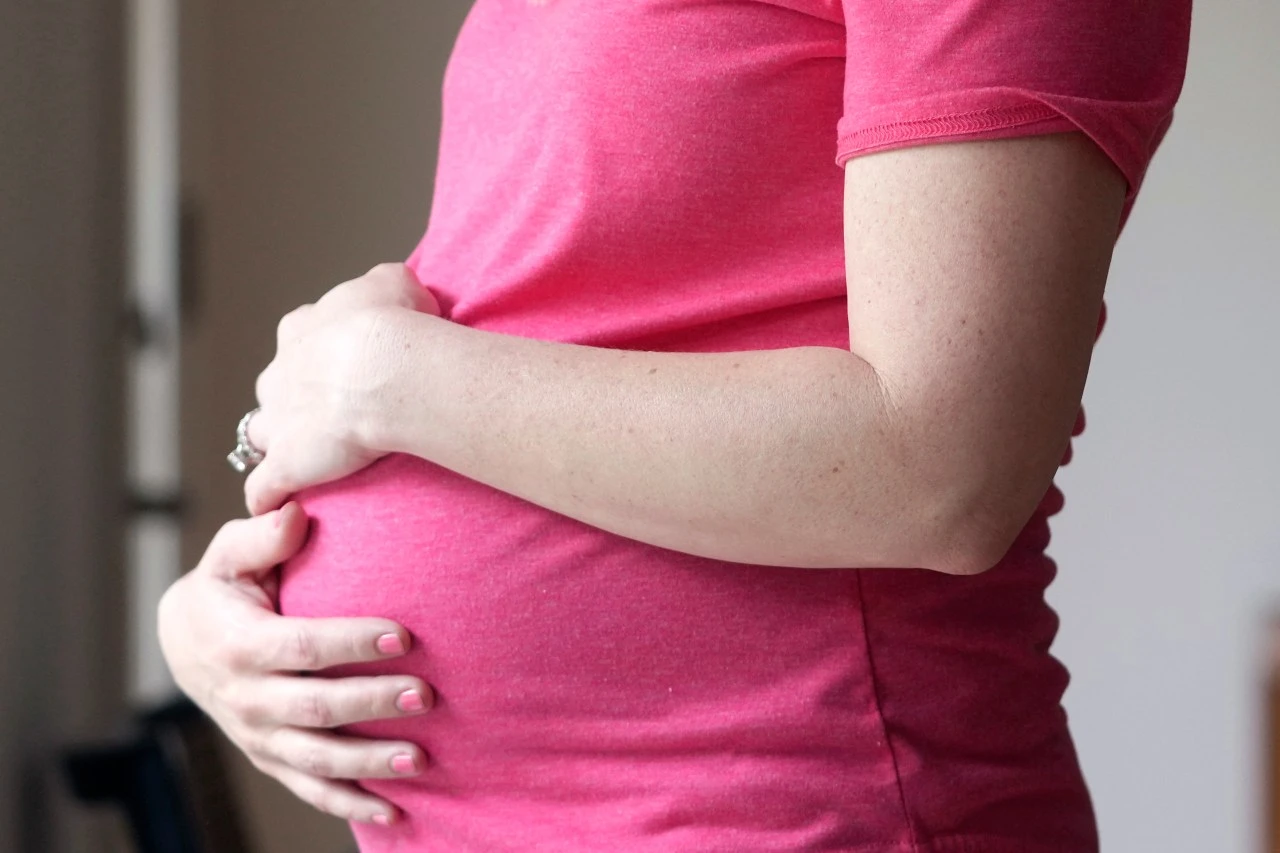 FDA considers warning about antidepressants during pregnancy