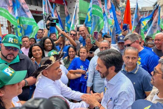 Em SÃ£o Paulo, Nunes e Boulos buscam os indecisos na reta final