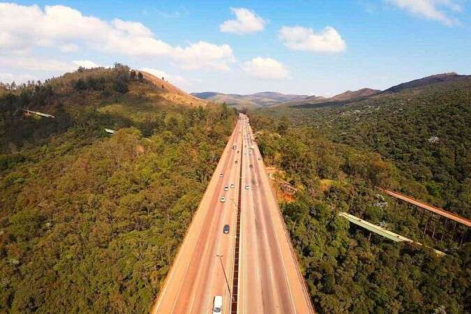 BR-040 sofre interdiÃ§Ãµes na altura de Nova Lima