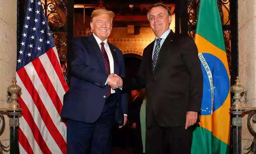 Bolsonaro: âCenÃ¡rio na esquerda Ã© de envelhecimento e desolaÃ§Ã£oâ