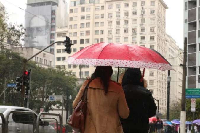 Granizo em BH? Cidades de Minas estÃ£o em alerta para tempestade