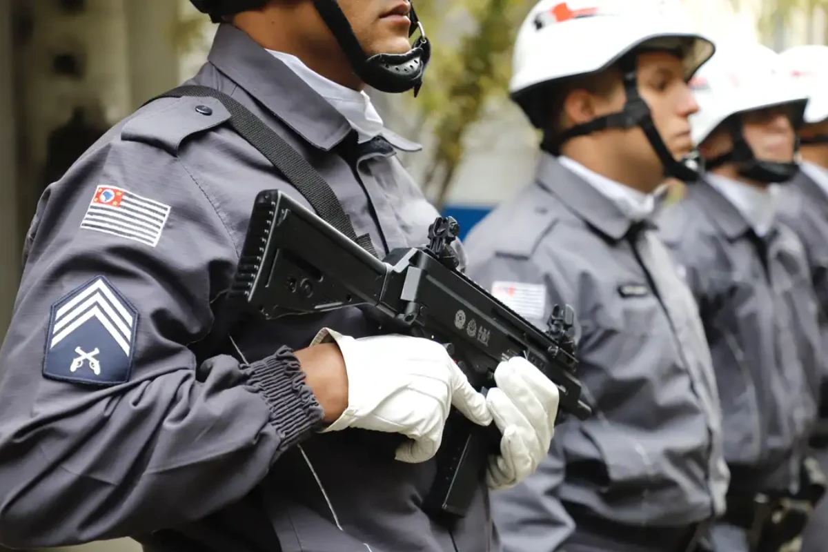 PM-SP abre concurso com 2.200 vagas e salário inicial de R$ 5 mil