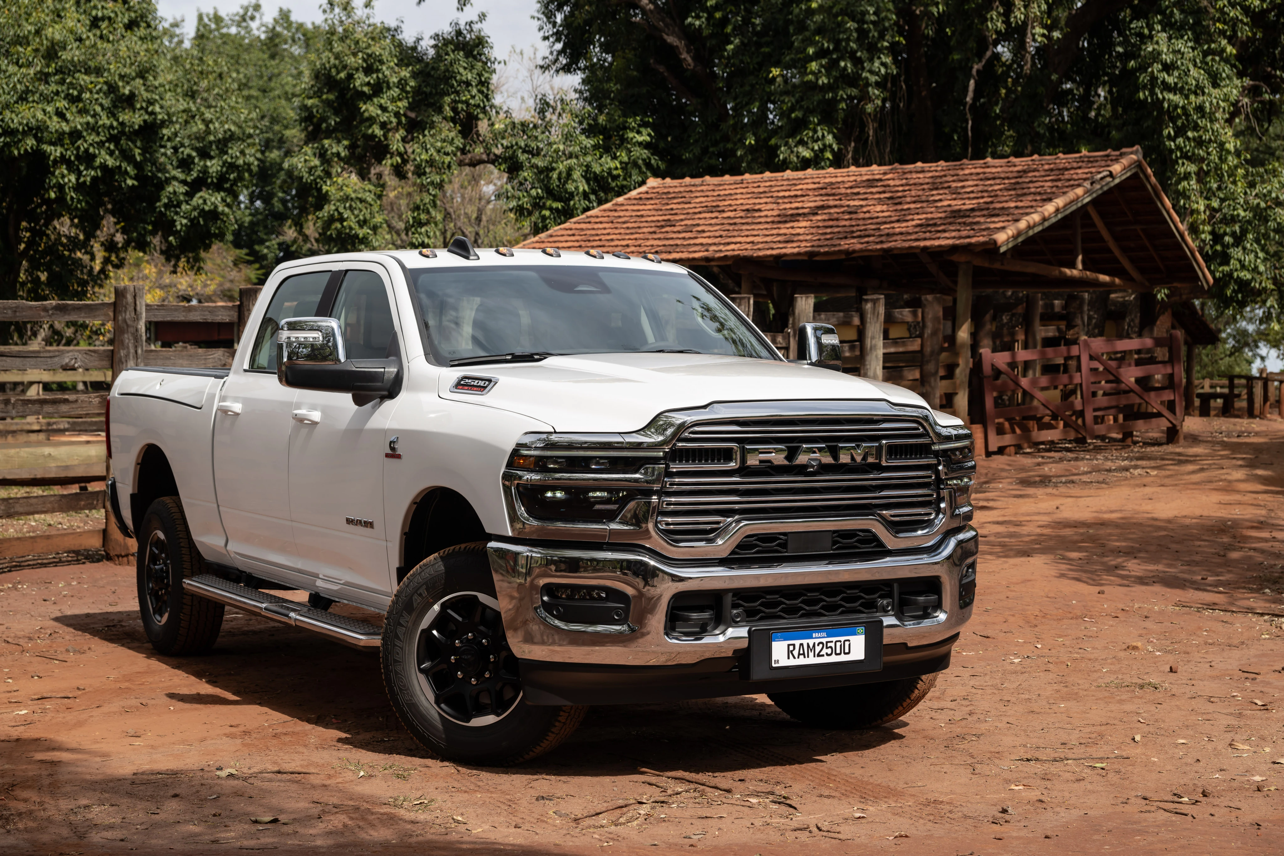 Ram atualiza picapes que chegam a rebocar 9 toneladas e custam até R$ 680 mil