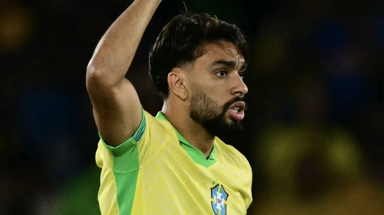 Paquetá celebra poder voltar a jogar 'futebol leve' e Luiz Henrique exalta 'alegria' na seleção