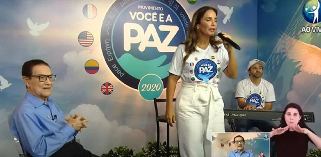 'Oro pela sua passagem', diz Ivete Sangalo sobre a morte de Divaldo Franco