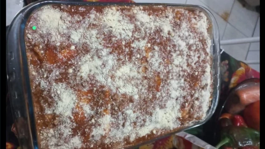 Seis pessoas ficam sem jantar de Dia das Mães após Uber flash não entregar lasanha