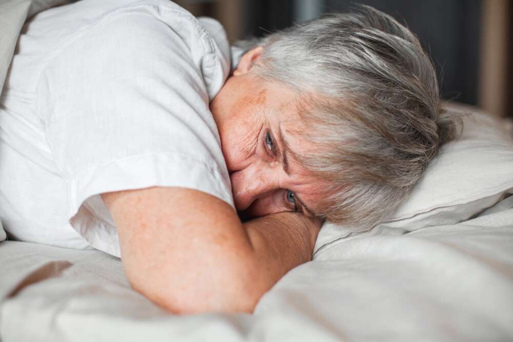 Envelhecer traz mudanças no padrão do sono; entenda por que