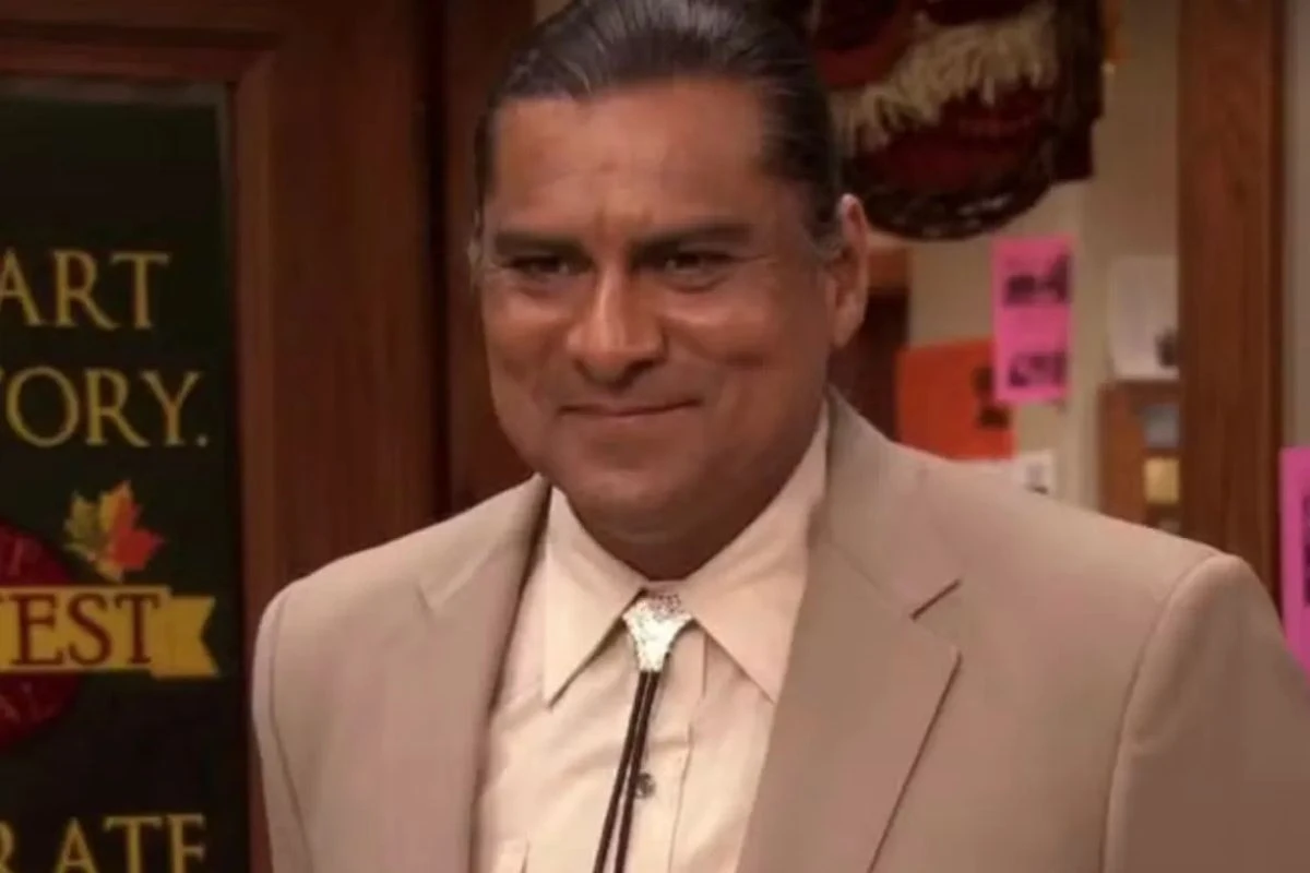 Ator de 'Parks and Recreation' é morto em suposto ataque homofóbico; polícia nega versão