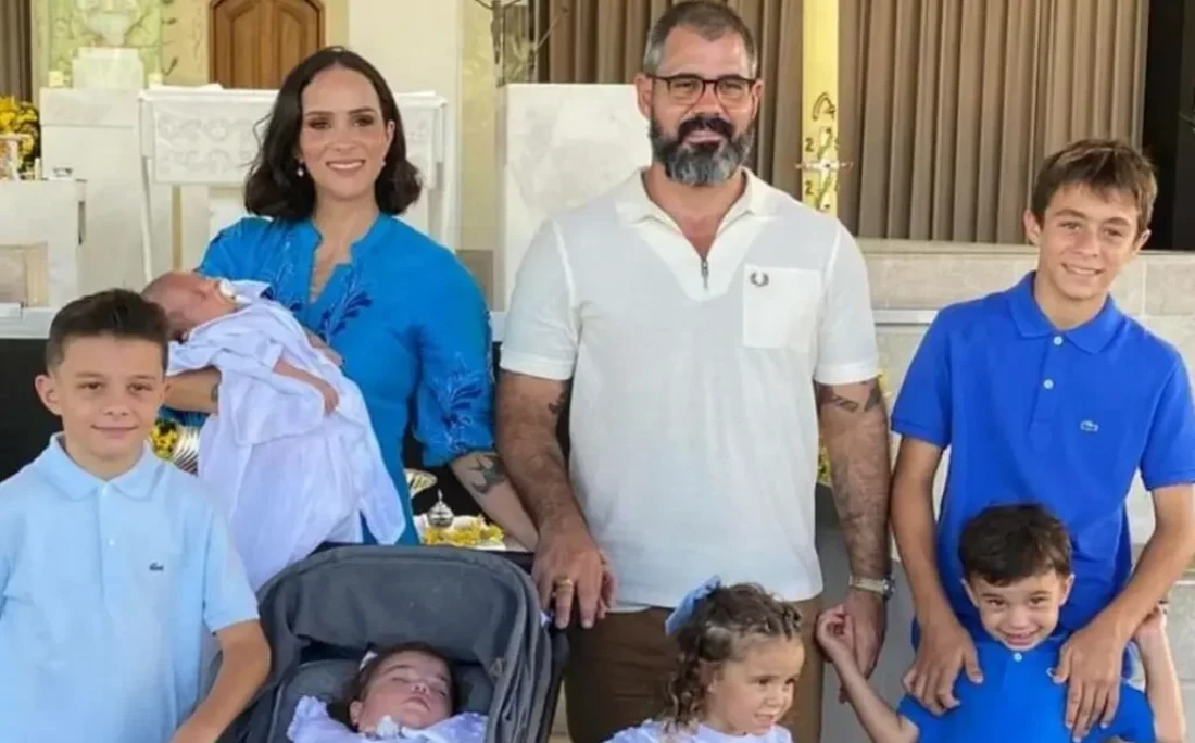 Juliano Cazarré revela maior desafio por ter seis filhos: 'É uma bomba'