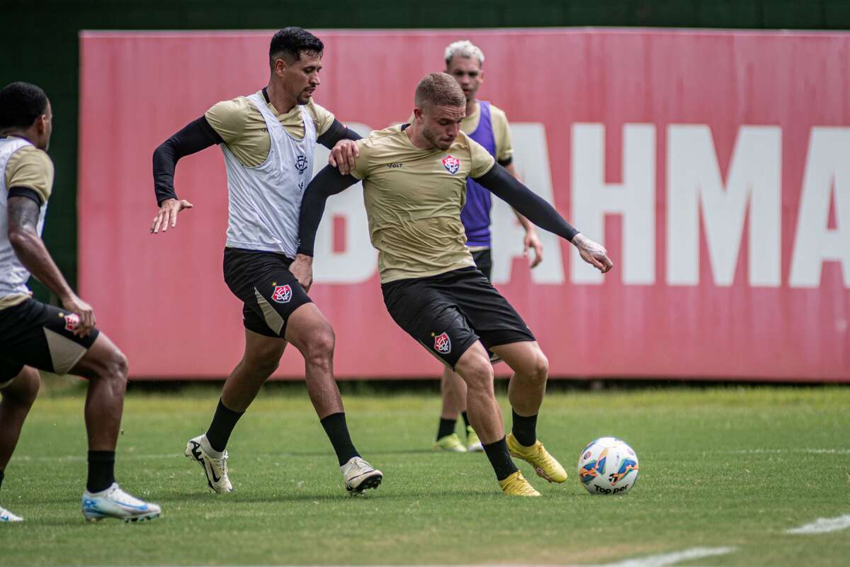 Vitória treina neste domingo (5) em preparação para estreia no Campeonato Baiano