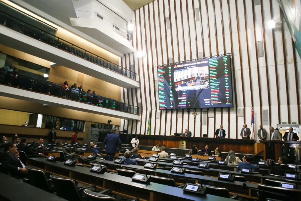 Golpistas pedem documentos e Pix em nome da Assembleia Legislativa da Bahia