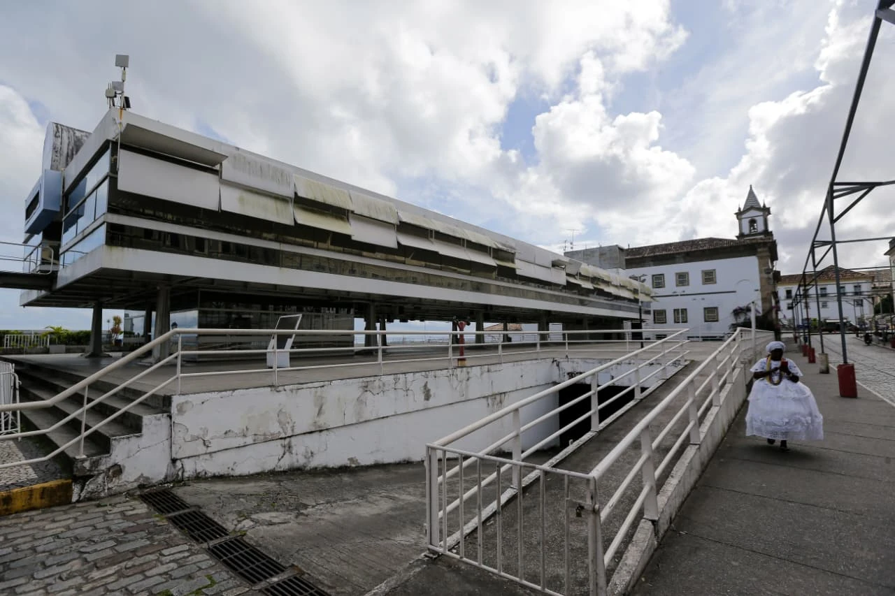 Desocupação do Palácio Thomé de Souza e o futuro político do deputado Binho Galinha