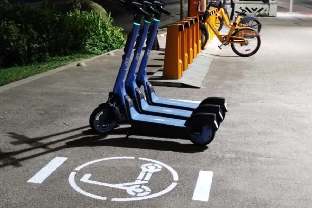 Patinetes elétricos começam a rodar em nova área de Salvador; saiba qual