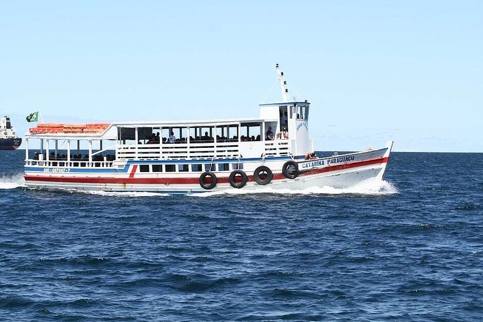 Idoso morre após passar mal em lancha da travessia Mar Grande-Salvador