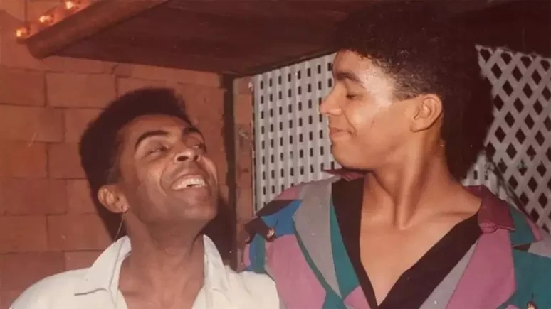 Gilberto Gil desabafa sobre perdas na família e emociona ao dizer: ‘É esquisito enterrar filhos’