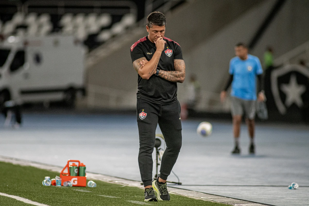 Saldo negativo: Vitória termina primeiro semestre com mais frustrações que alegrias