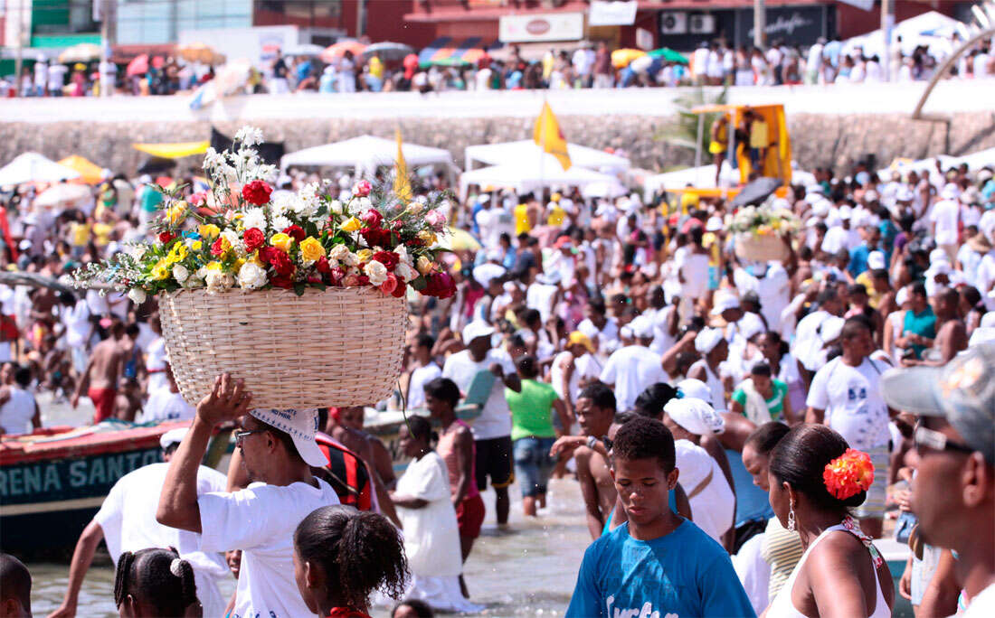 Conheça 10 dicas para curtir a Festa de Iemanjá por quem entende do assunto