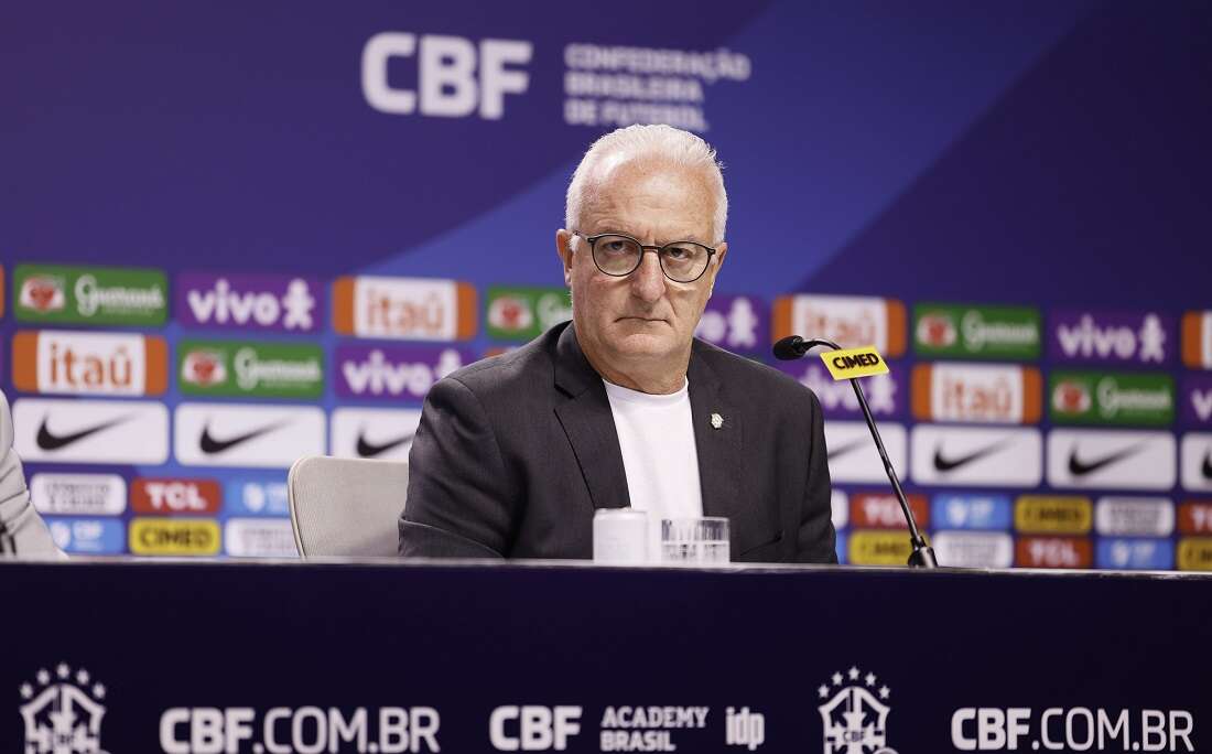 'Não criemos uma expectativa', pede Dorival sobre retorno de Neymar à Seleção