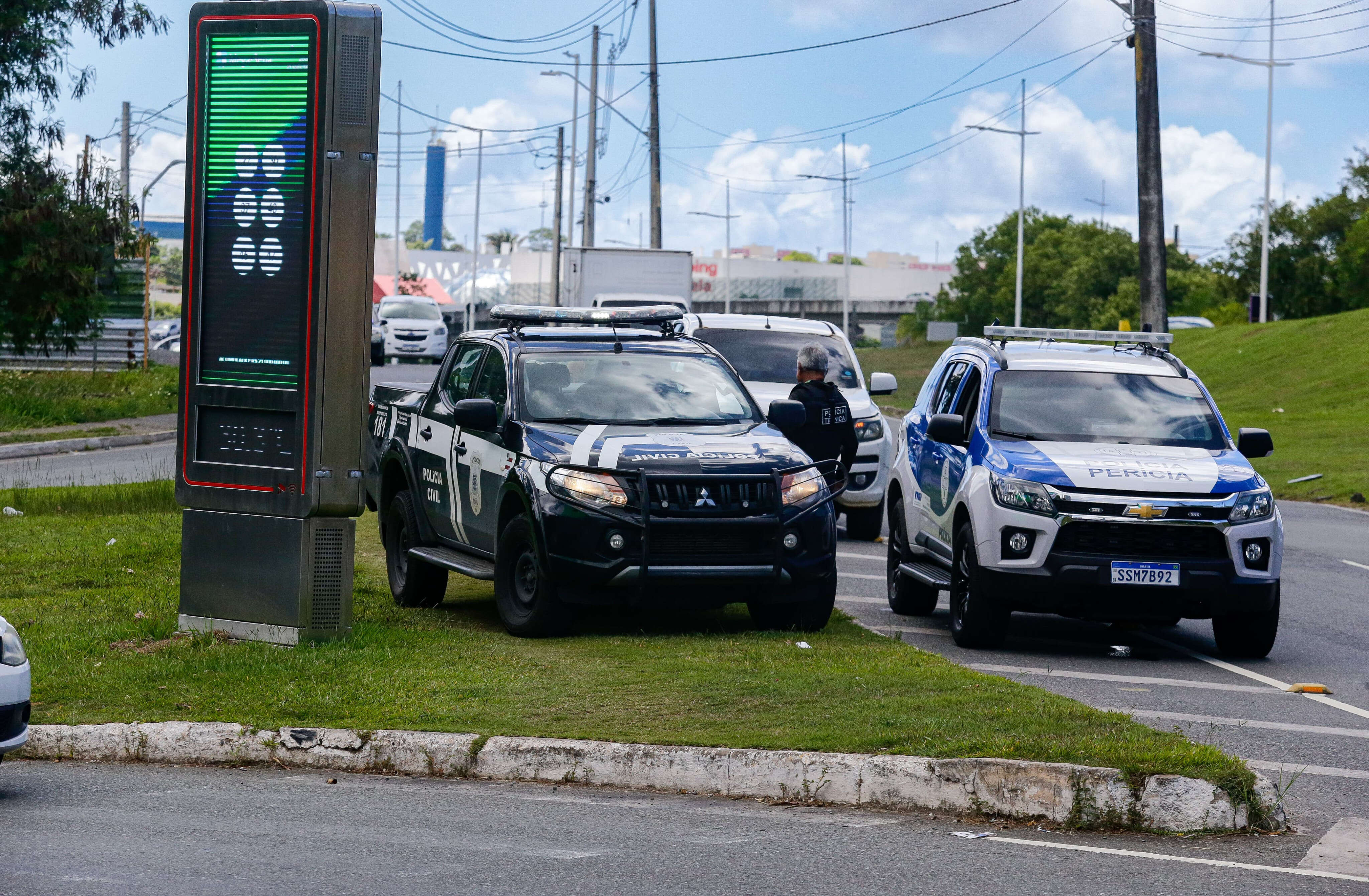 Pelo menos 69 mil pessoas circulam pela Paralela todos os dias