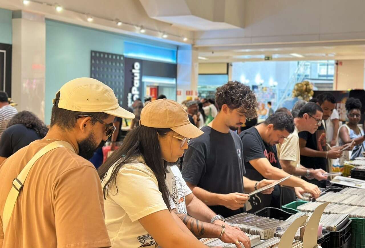 Fã de LPs? Shopping Lapa realiza Feira do Vinil neste sábado (15)