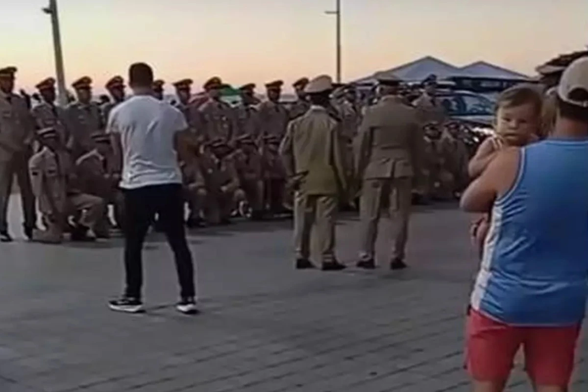 Soldados chineses na Barra? Vídeo que viralizou em Salvador mostra formatura da PM da Bahia