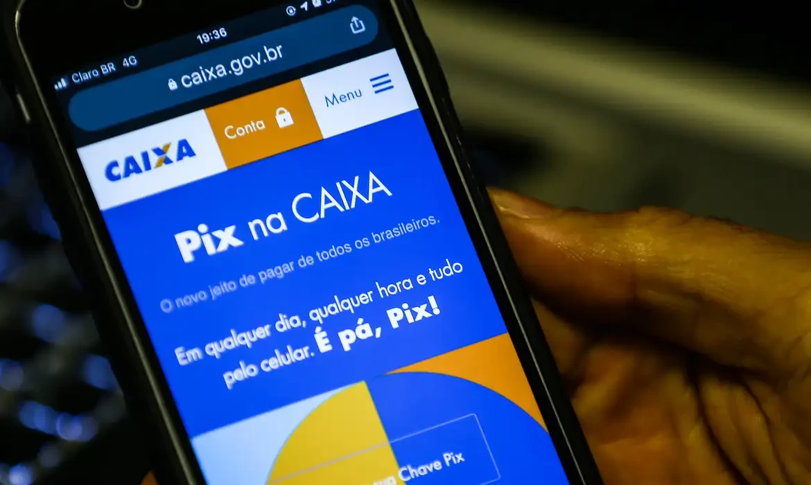 'Pix gratuito é injusto': entenda por que os EUA colocaram o sistema brasileiro na mira