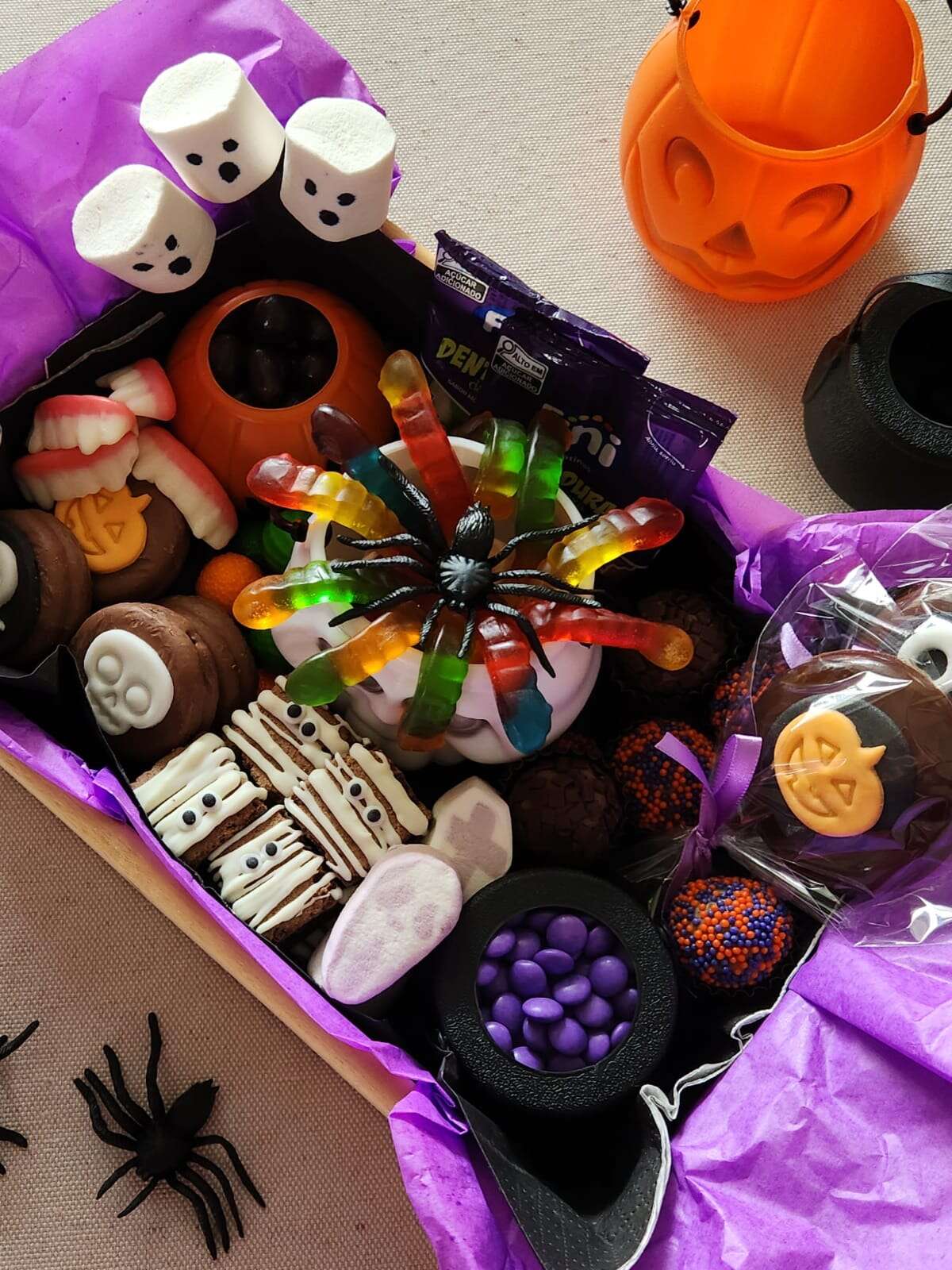 Doces ou travessuras? 12 opções de produtos para sua festa de Halloween