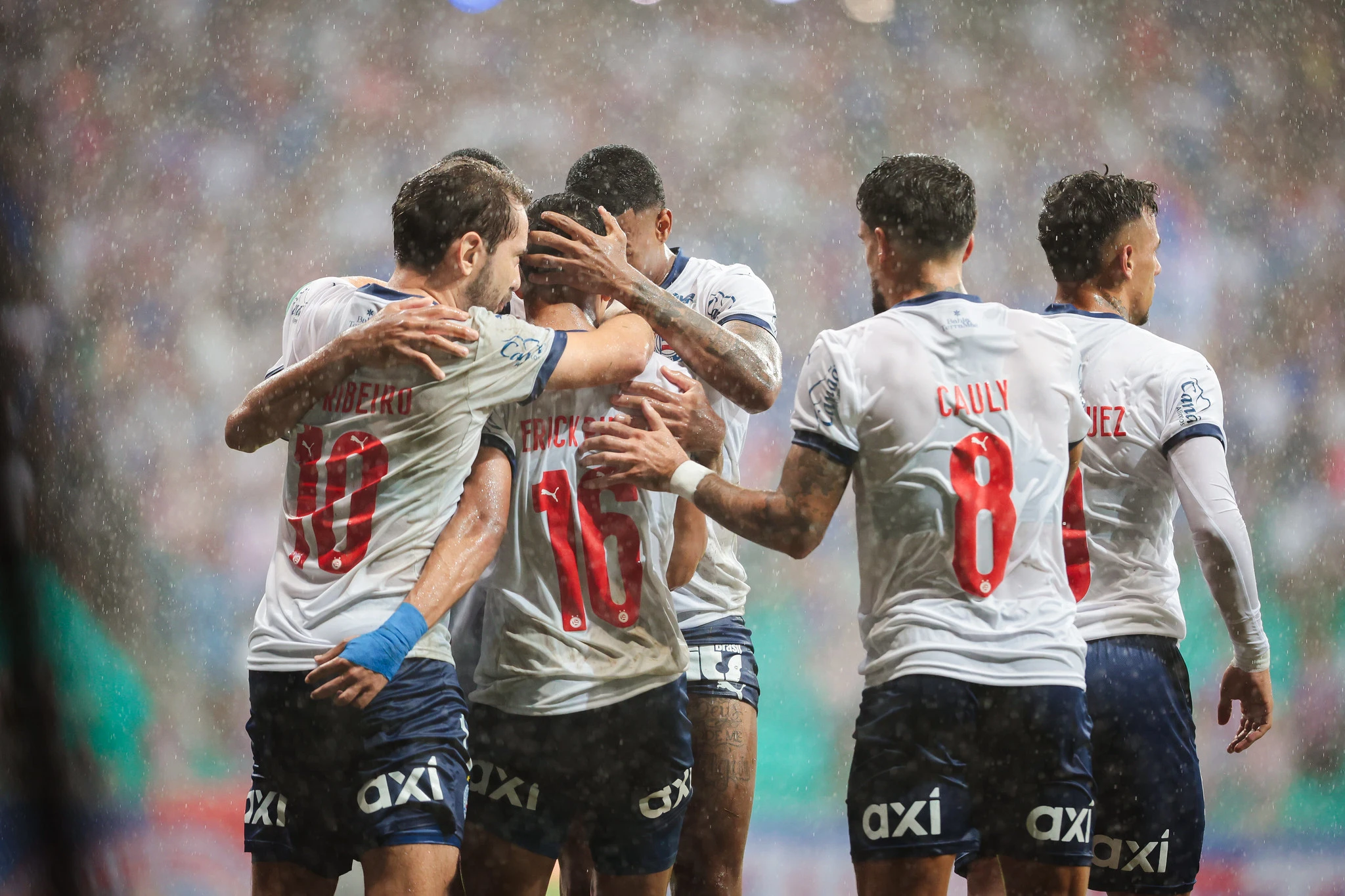 Bahia mira triunfo sobre o Bragantino para passar um mês no G-6 da Série A
