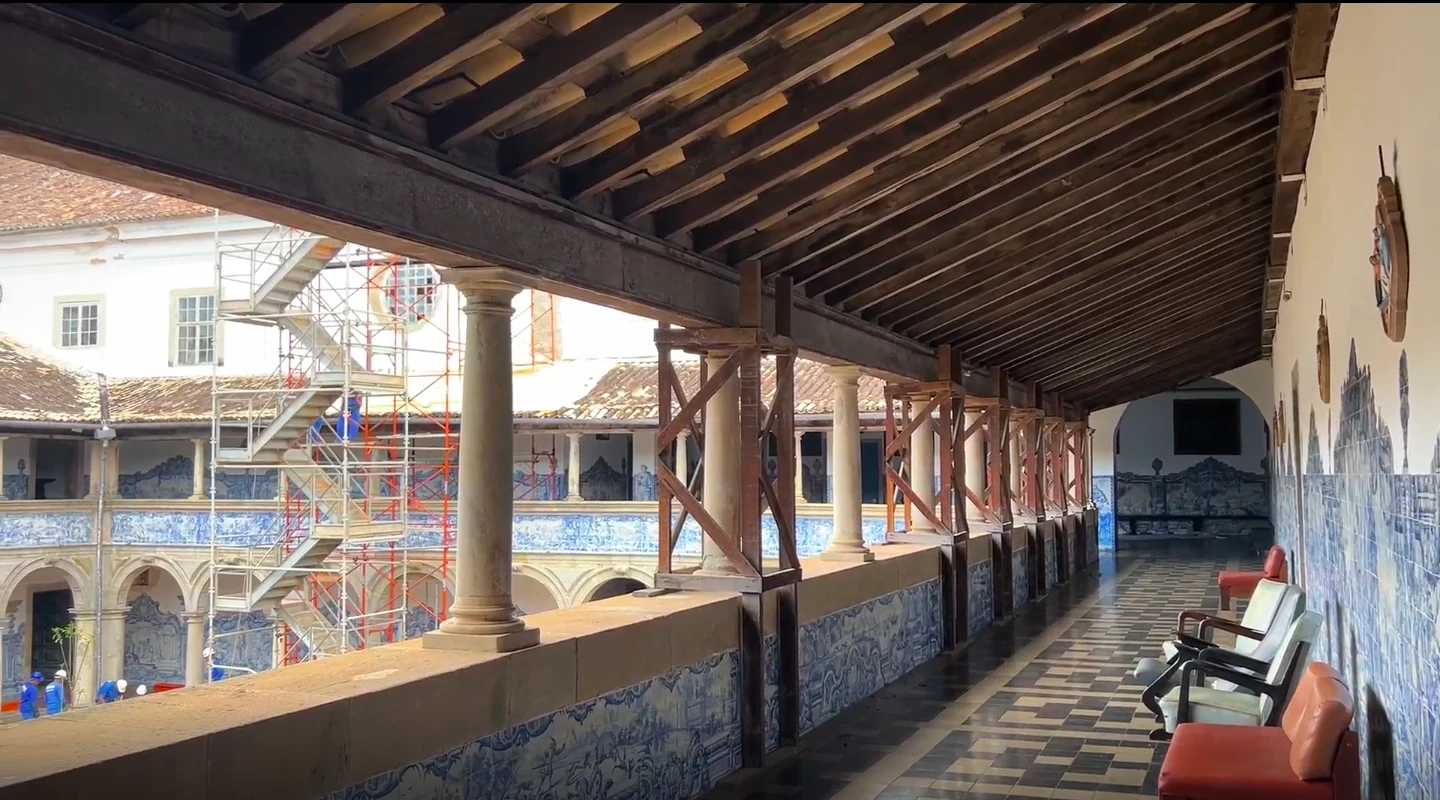 O impasse milionário da Igreja de Ouro, nove meses depois da queda do forro