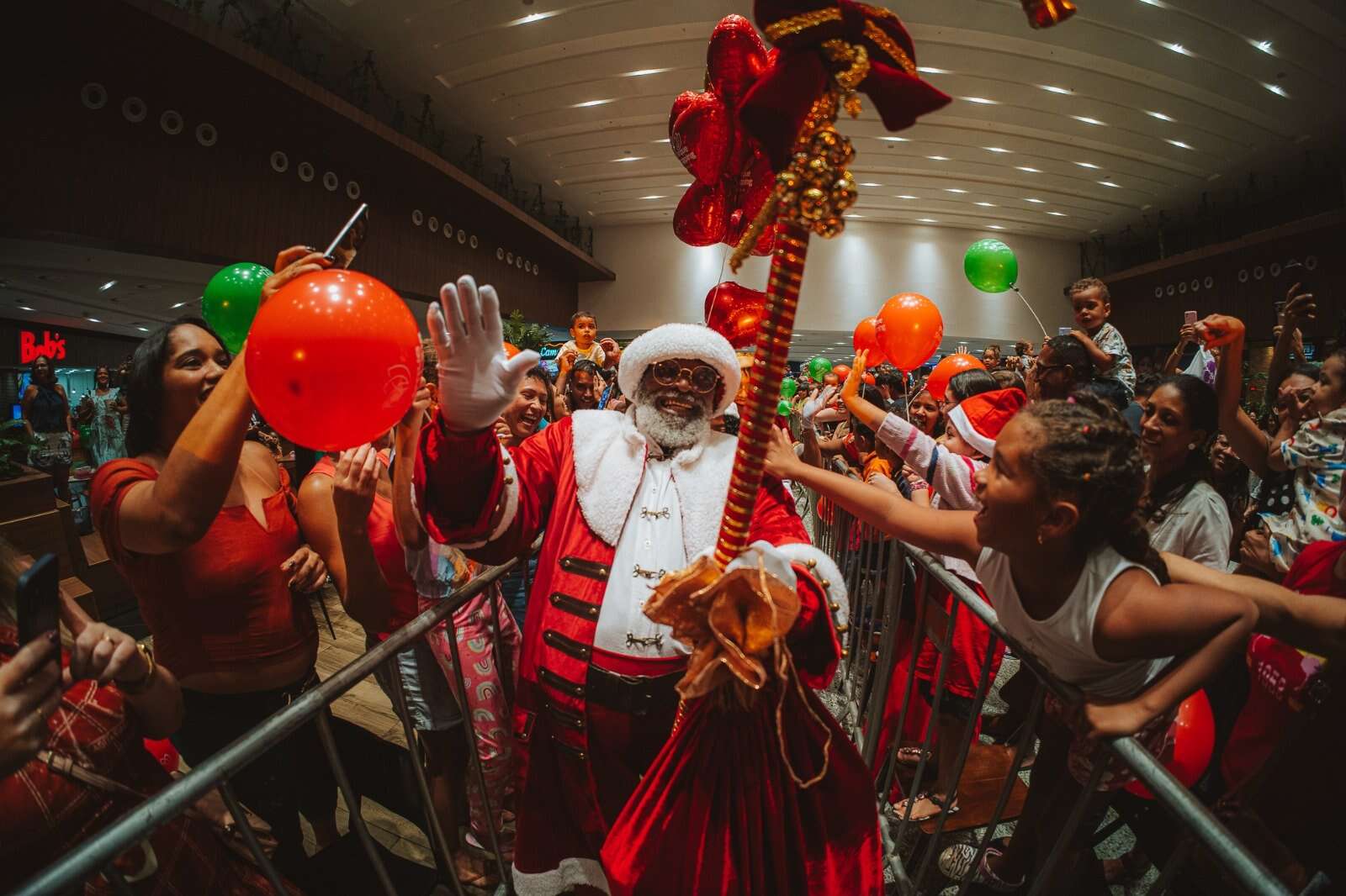 Shopping de Lauro de Freitas vai inaugurar natal com tema de Jovens Titãs em Ação