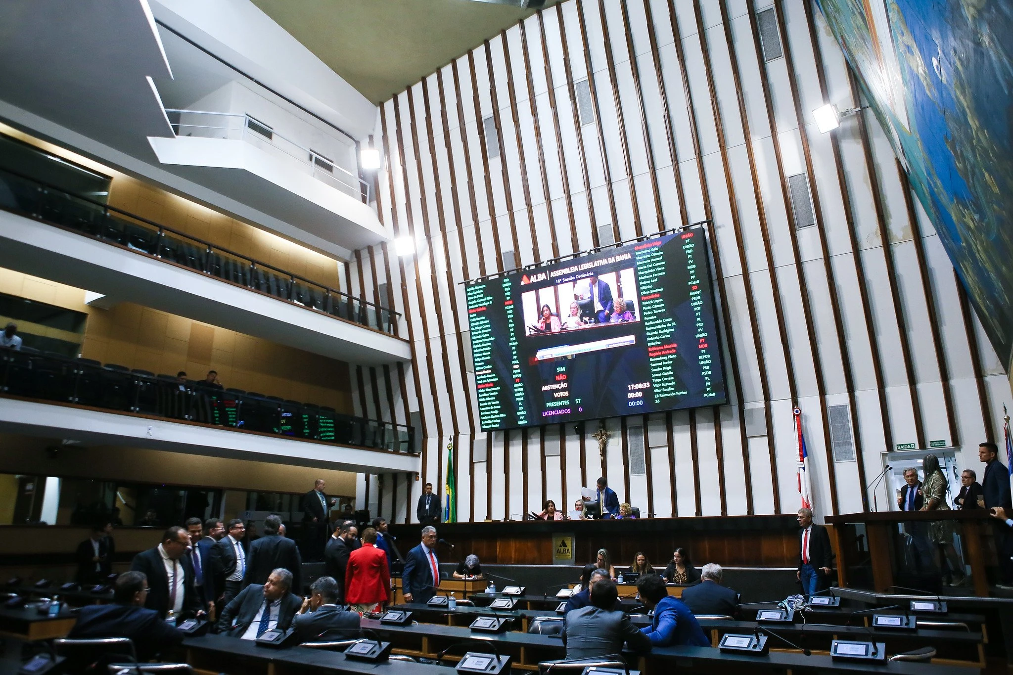 Governo Jerônimo projeta gastos de meio bilhão com emendas parlamentares
