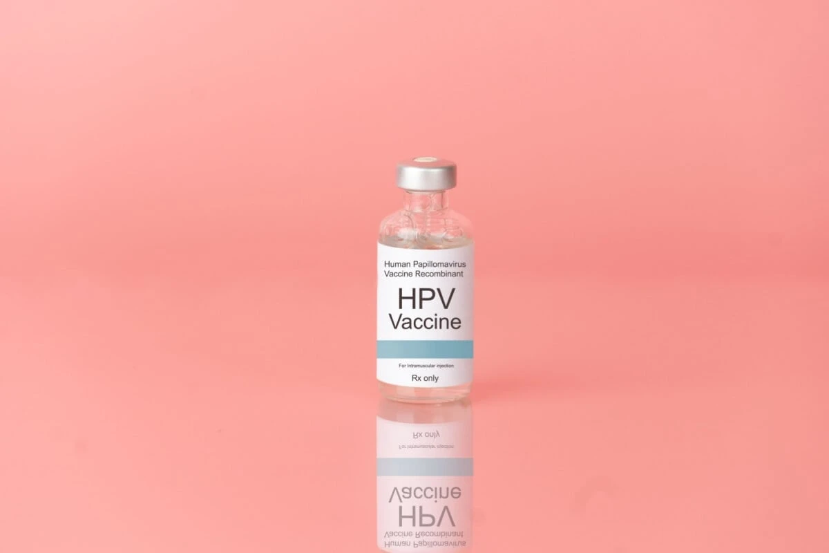 Entenda a importância da vacina contra o HPV