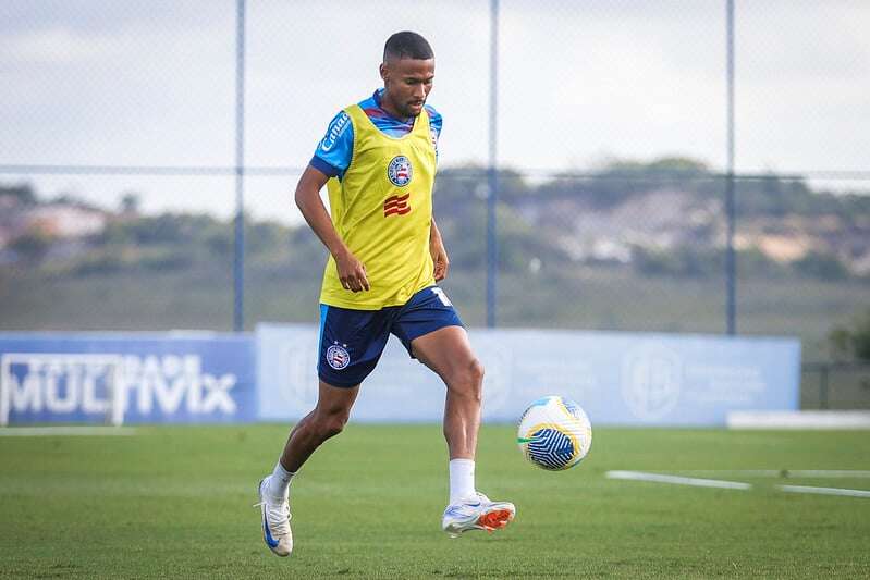 Jogadores do banco voltam a resolver no Bahia e Ceni abre possibilidade de mudar o time: ‘Analisar o que for melhor’