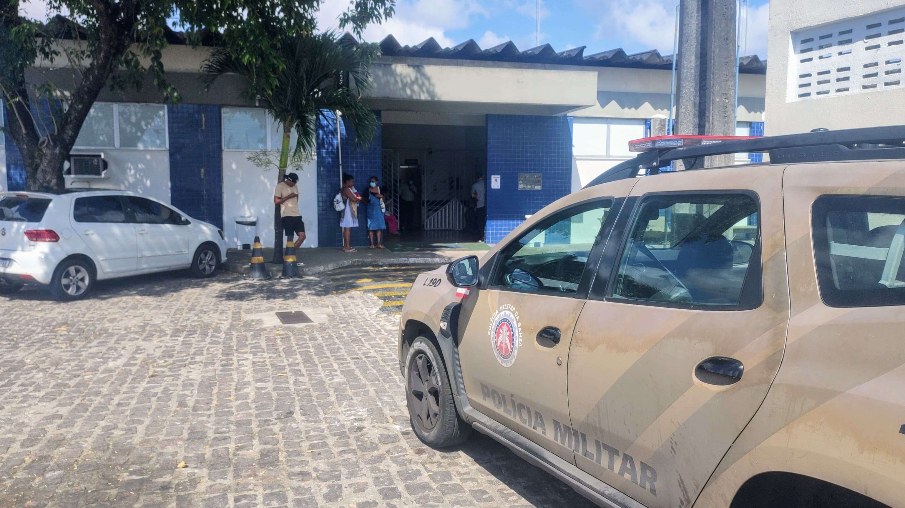 Marido golpeia mulher com 32 facadas na noite de Natal e acaba baleado por traficantes