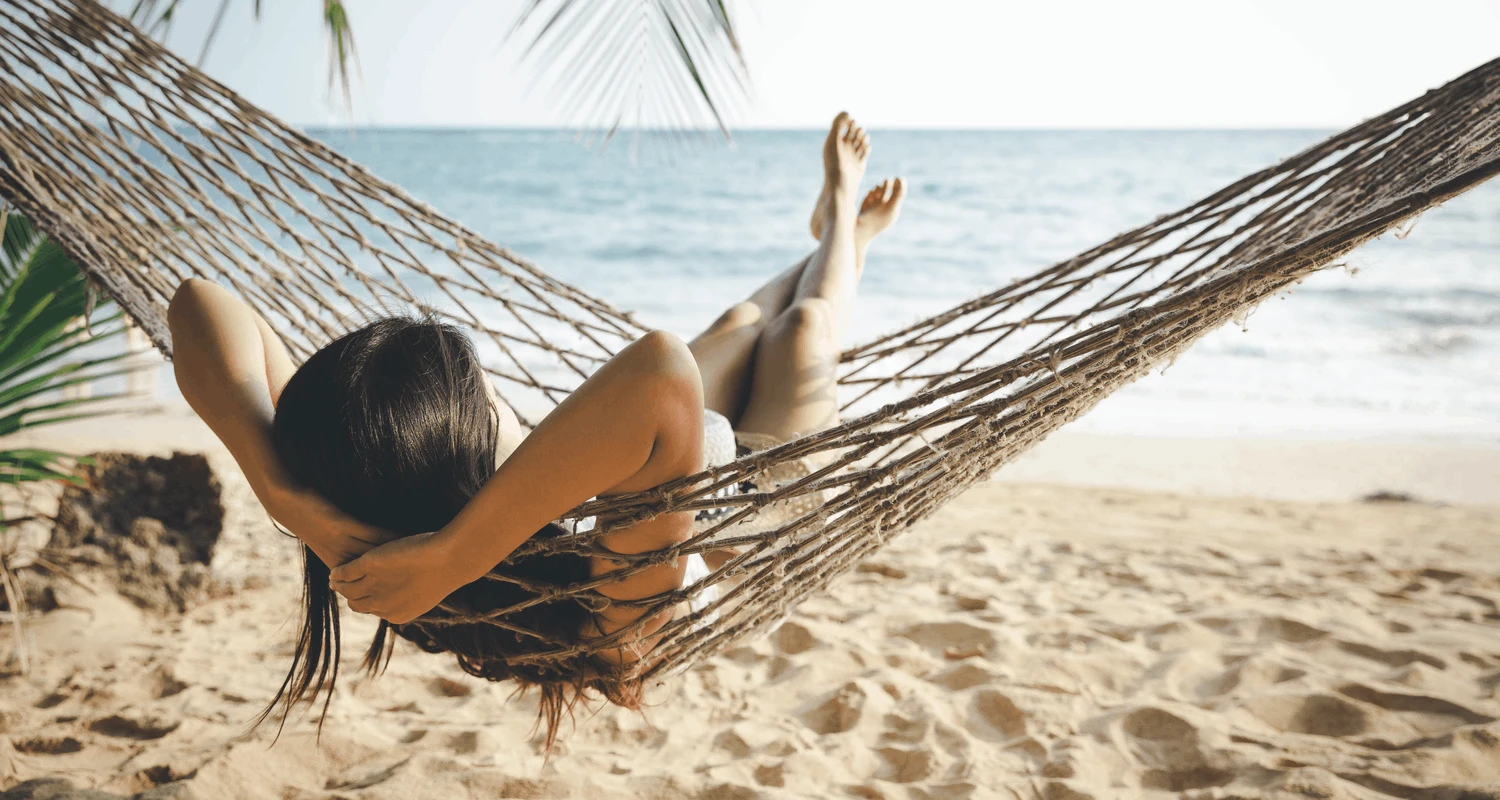Veja as melhores datas para sair de férias em 2026 e como fazer eles renderem mais dias