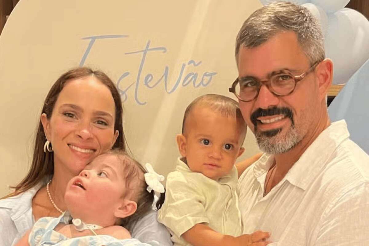 Pais de 6, Juliano Cazarré e esposa celebram aniversário do caçula; veja fotos