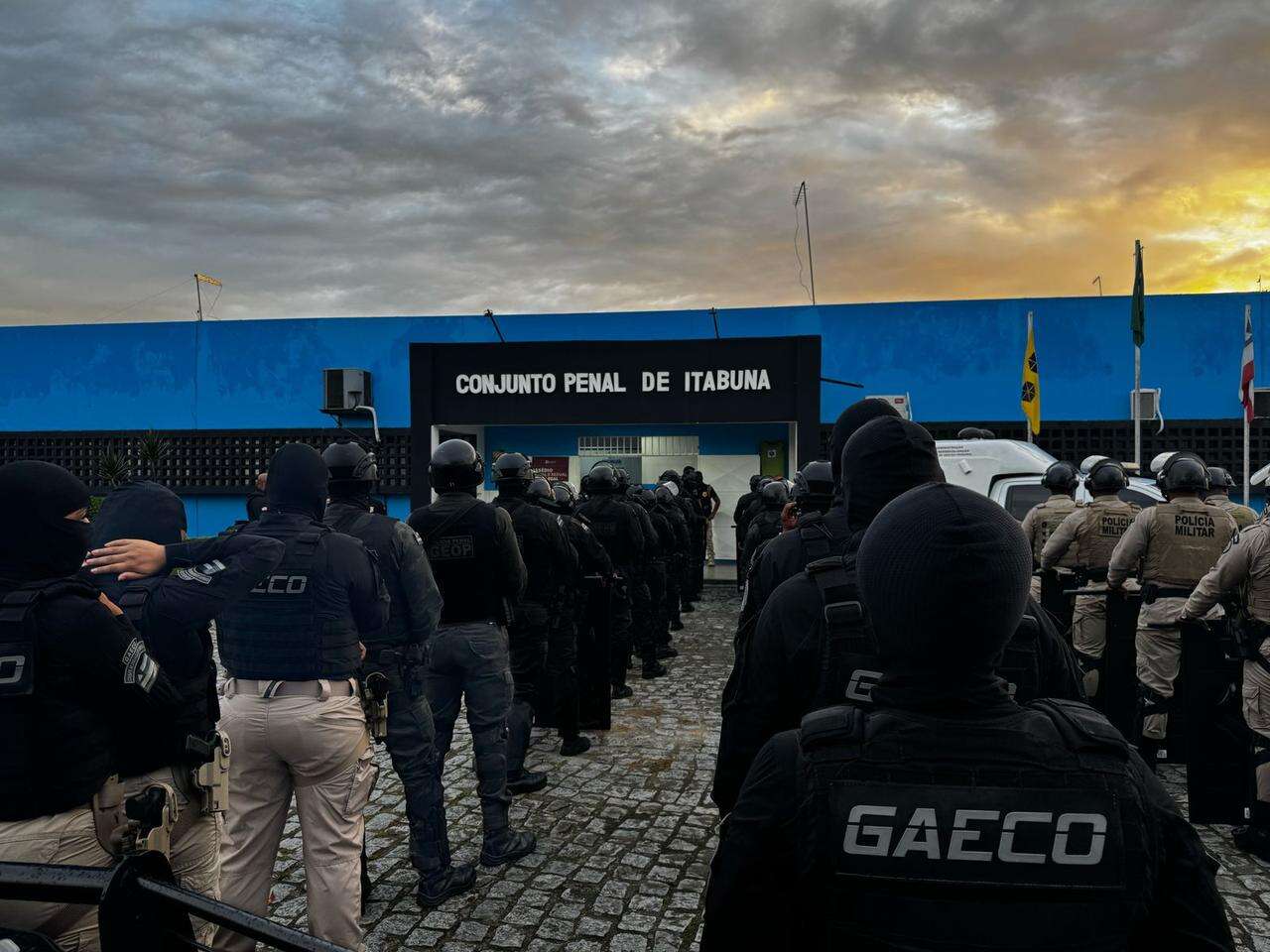 Líderes de facções são transferidos do presídio de Itabuna