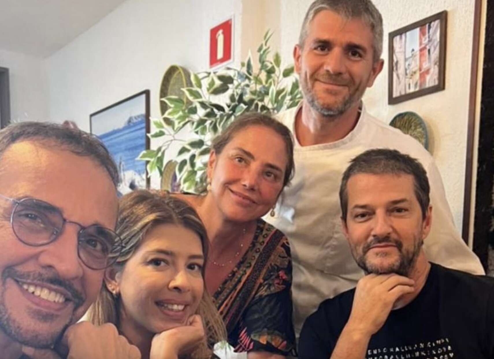 Após fim de casamento, Heloisa Périssé vem a Salvador e estreia peça com Marcelo Serrado