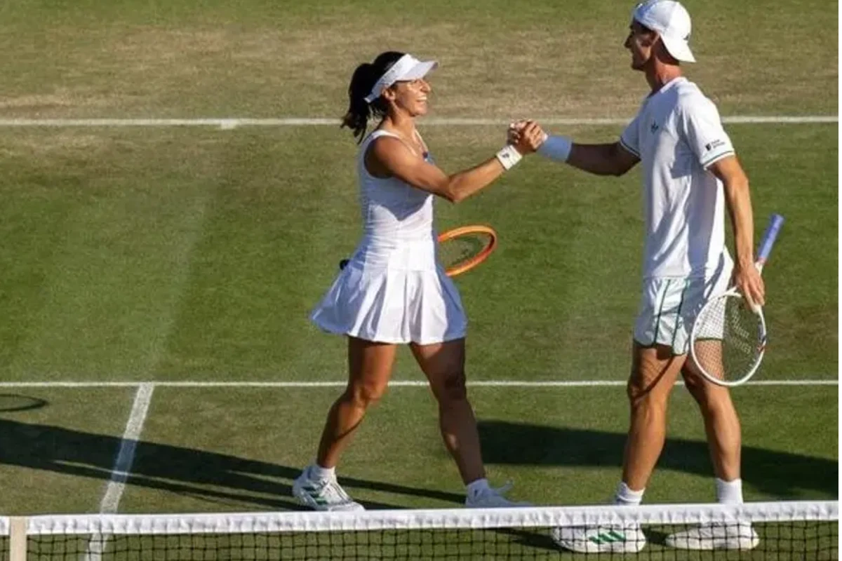 Luisa Stefani vai à final de duplas mistas em Wimbledon e quebra tabu de 58 anos