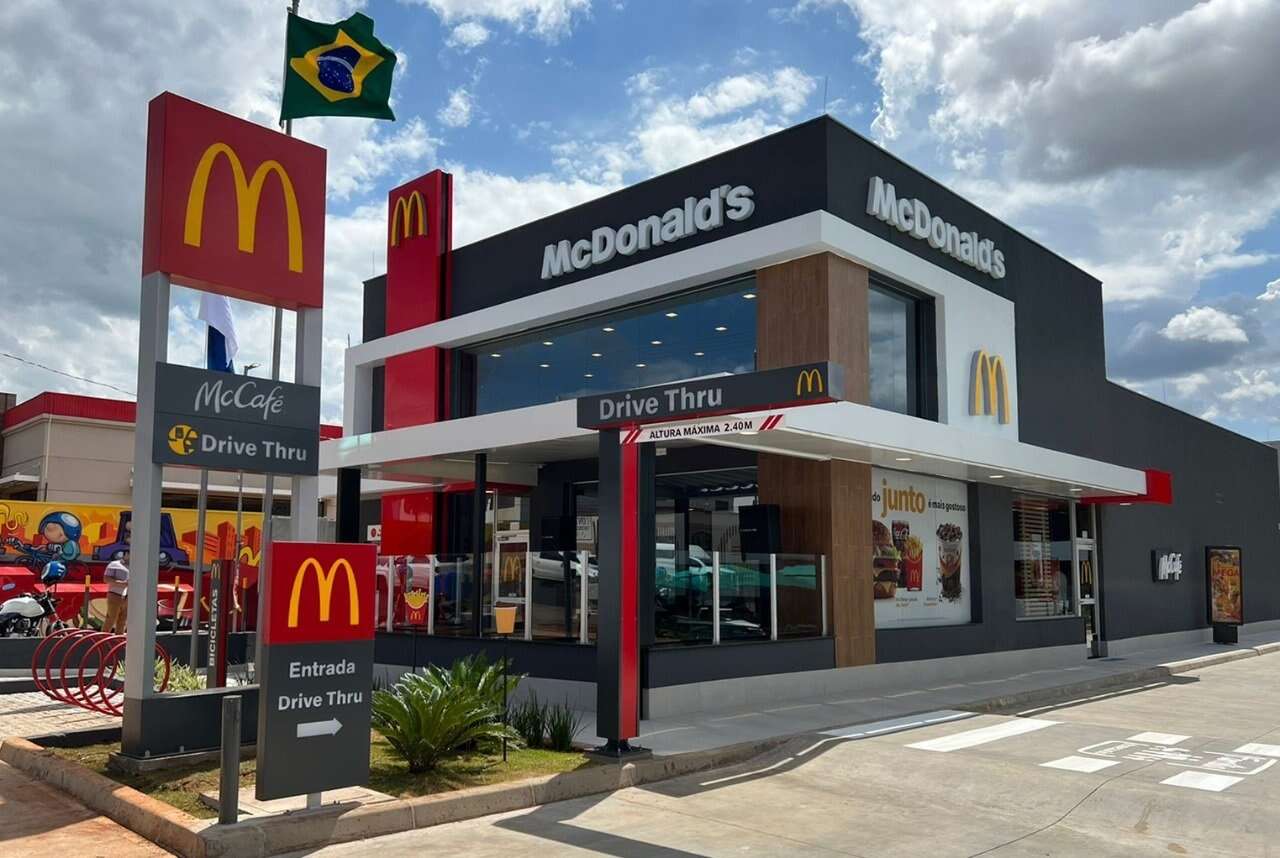 McDonald's terá cheeseburger de graça e Big Mac por R$ 0,90 na Black Friday