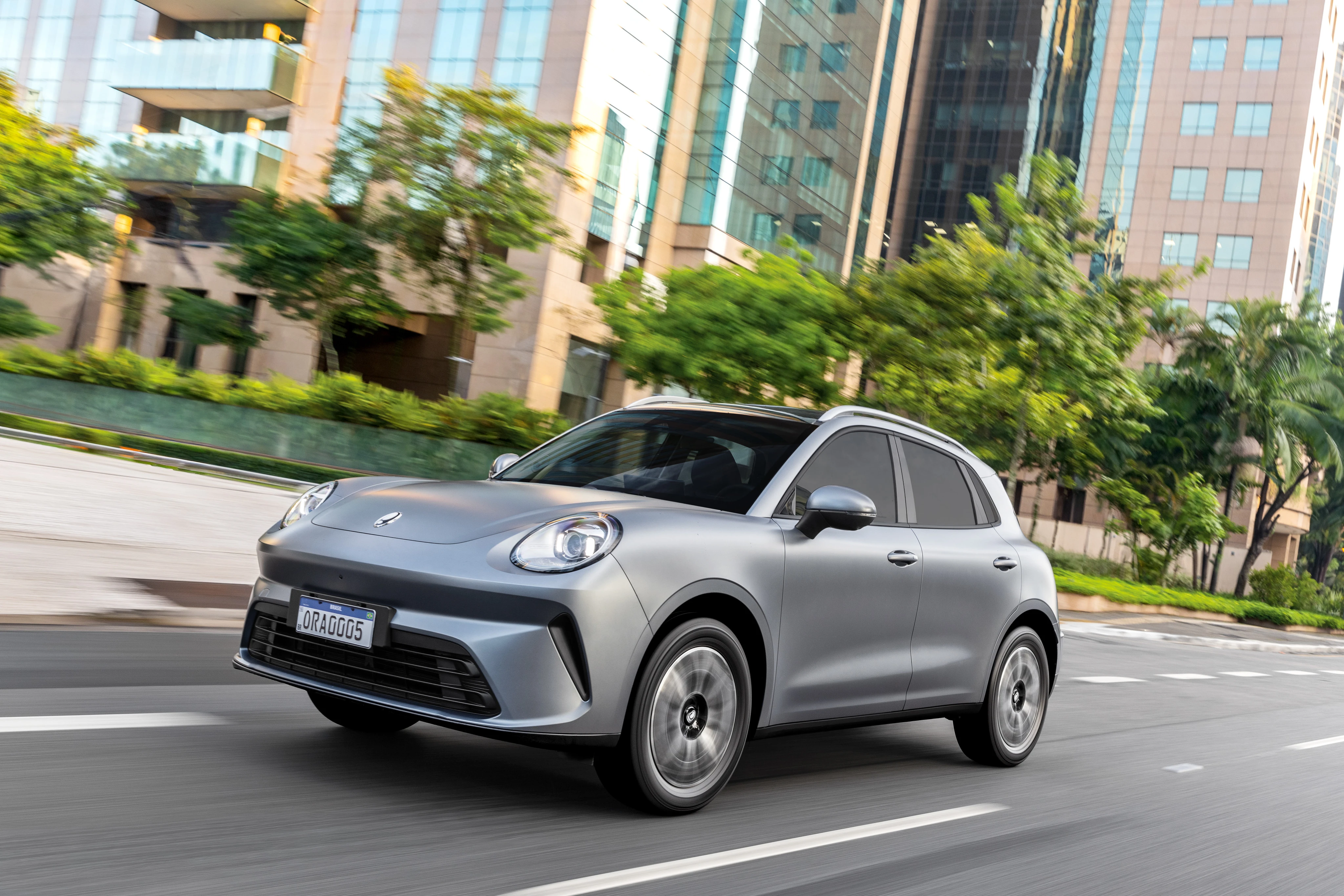 GWM lança SUV elétrico para concorrer com Tracker e T-Cross; conheça o Ora 5