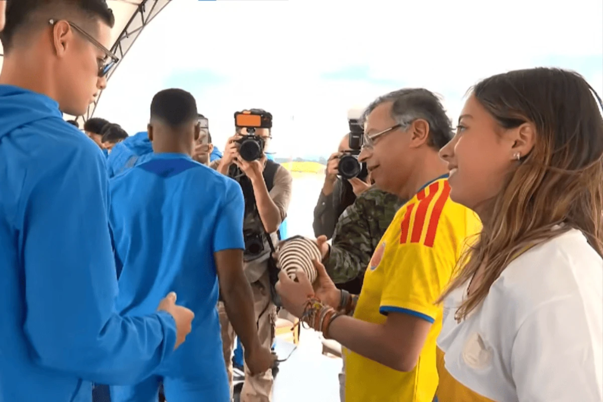 Filha de presidente quebra o silêncio após 