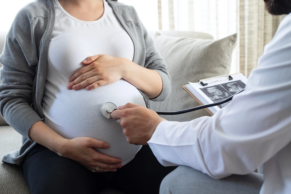 Quer ter filhos após os 30 anos? Especialistas indicam alternativas para preservar a fertilidade