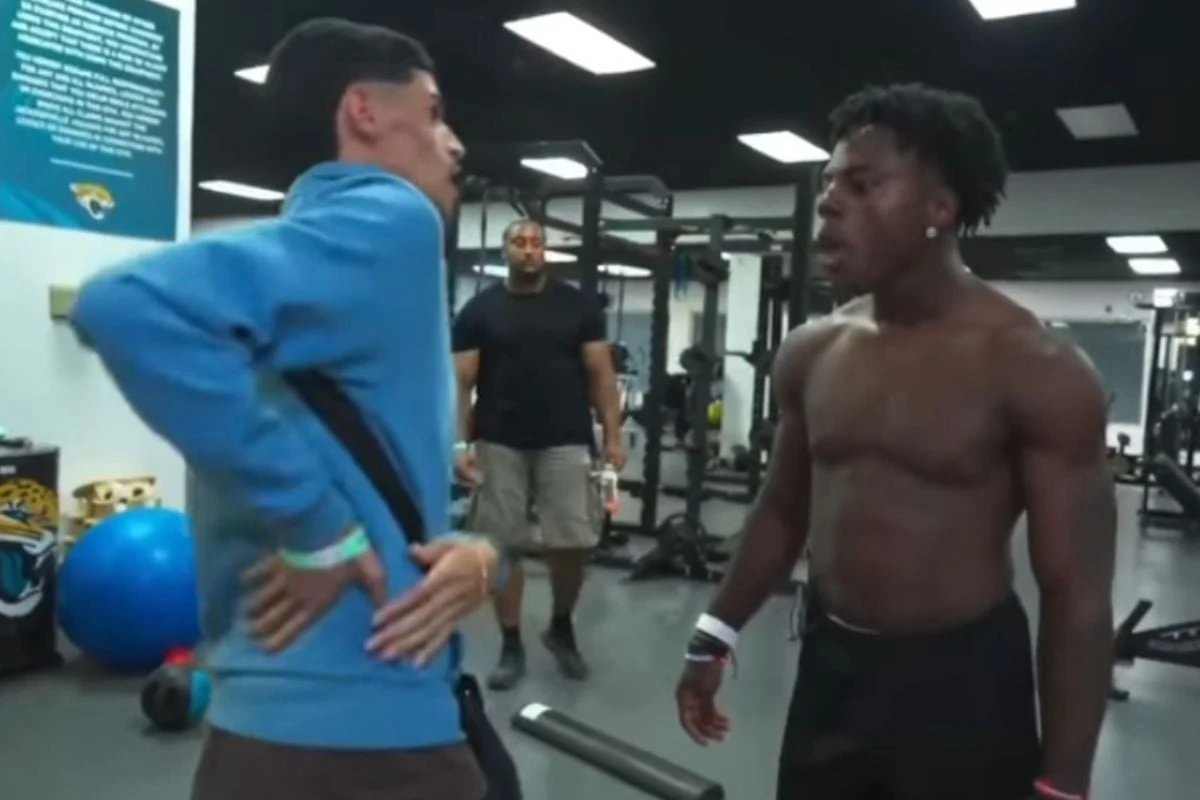 Luva de Pedreiro gera confusão ao tentar se explicar para rapper americano em academia