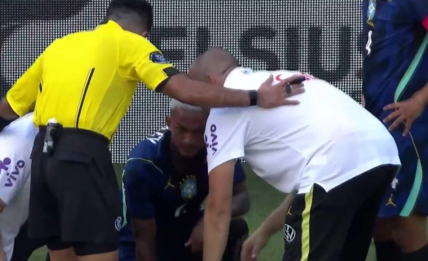 Lesões tiram estrelas da Copa e acendem alerta sobre desgaste extremo no futebol