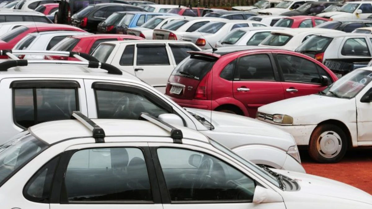 Contribuintes com placa final 6 têm até sexta para garantir desconto de 8% no IPVA