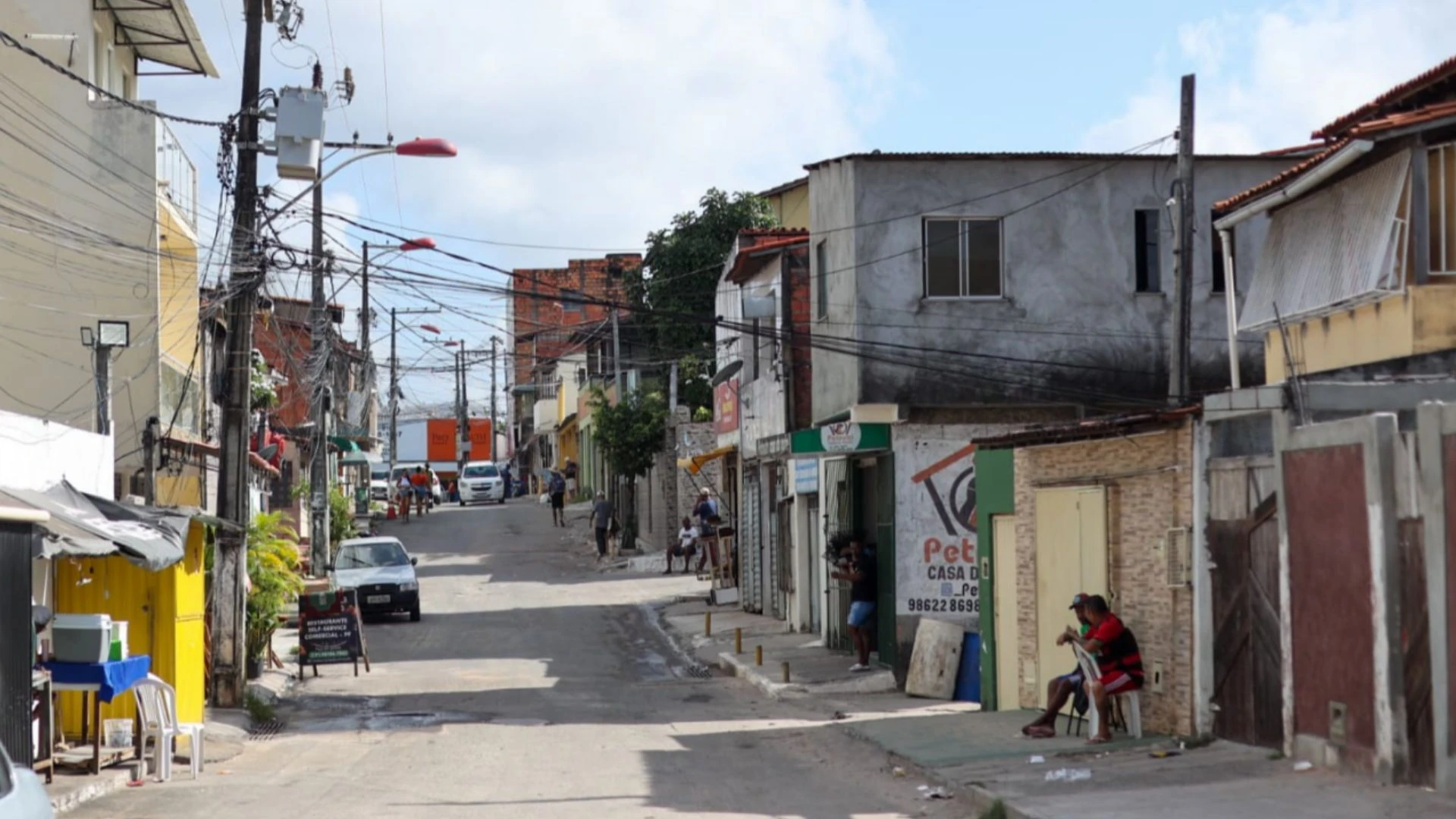 Violência causa pânico em Lauro de Freitas: 'Tiros a noite toda'